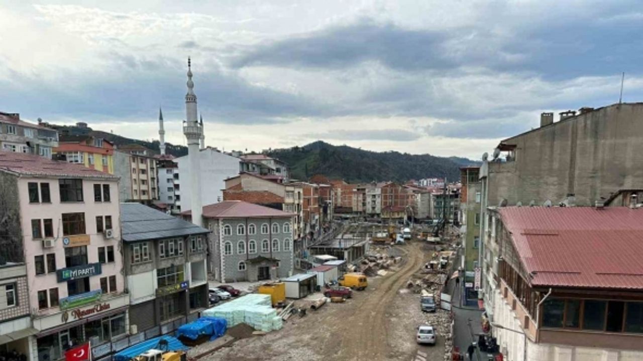 Of Sulaklı Mahallesi Kentsel Dönüşüm Projesi’nde inşaat çalışmaları sürüyor