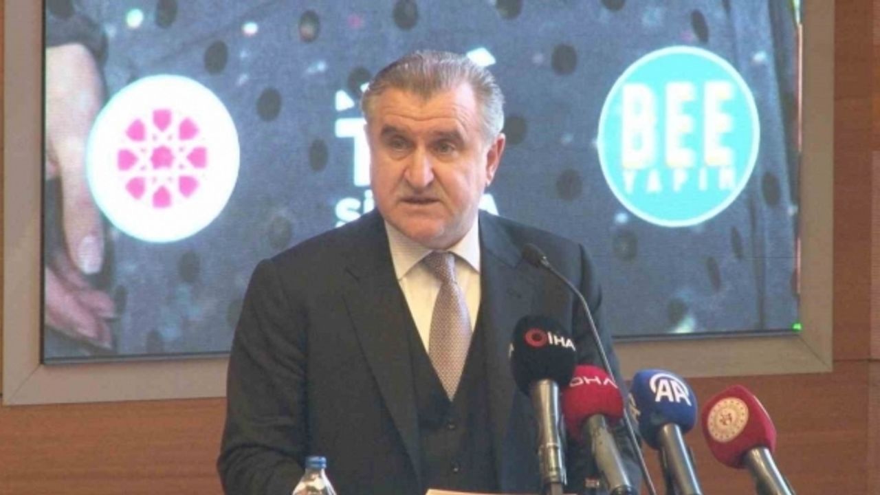 Öğretmen adayları “Aybüke: Öğretmen Oldum Ben” filmini seyretti