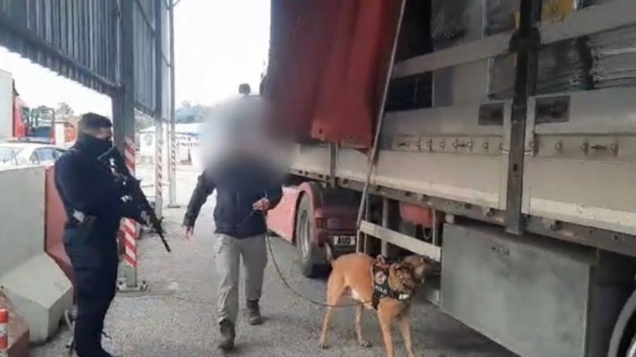 Osmaniye’de 4 kilo 550 gram sentetik uyuşturucu ele geçirildi