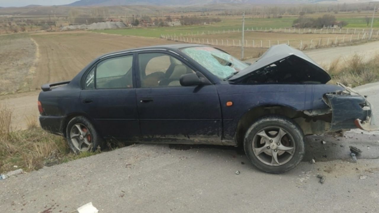 Otomobil ile tanker çarpıştı: 10 aylık bebek hayatını kaybetti