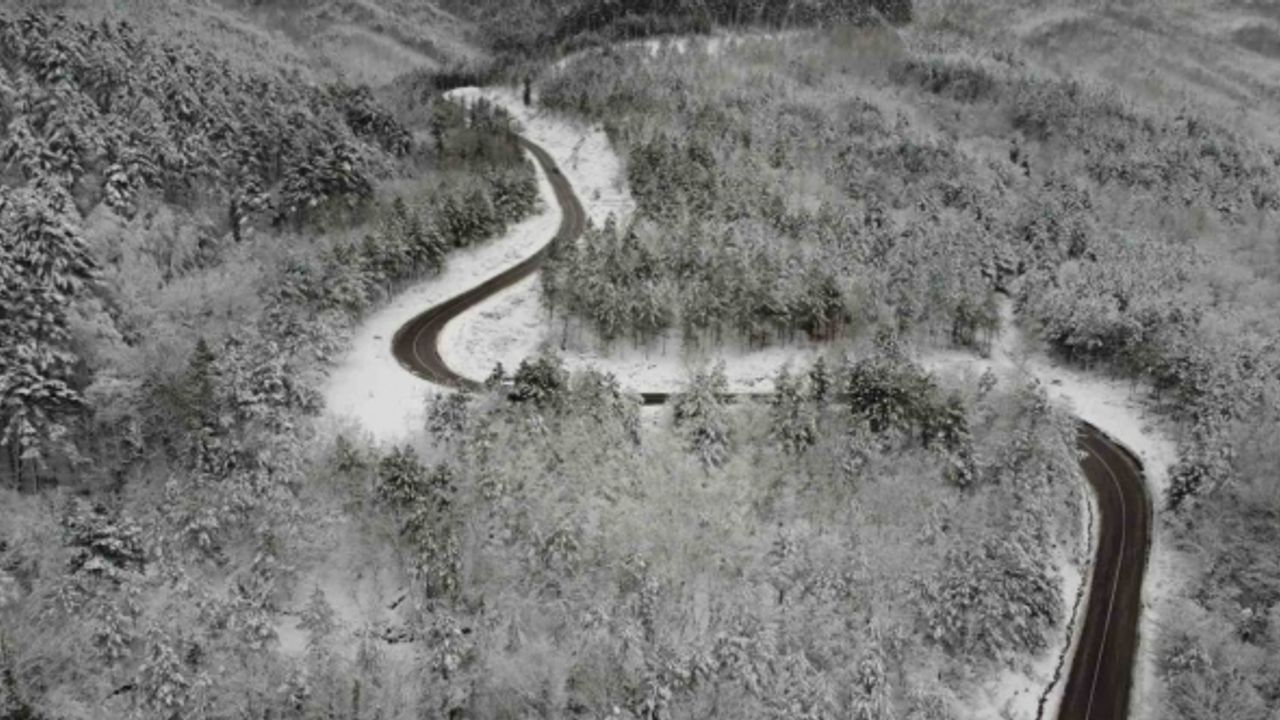 (Özel) Kazdağları beyaz örtünün altında seyri doyumsuz manzaralar oluşturdu