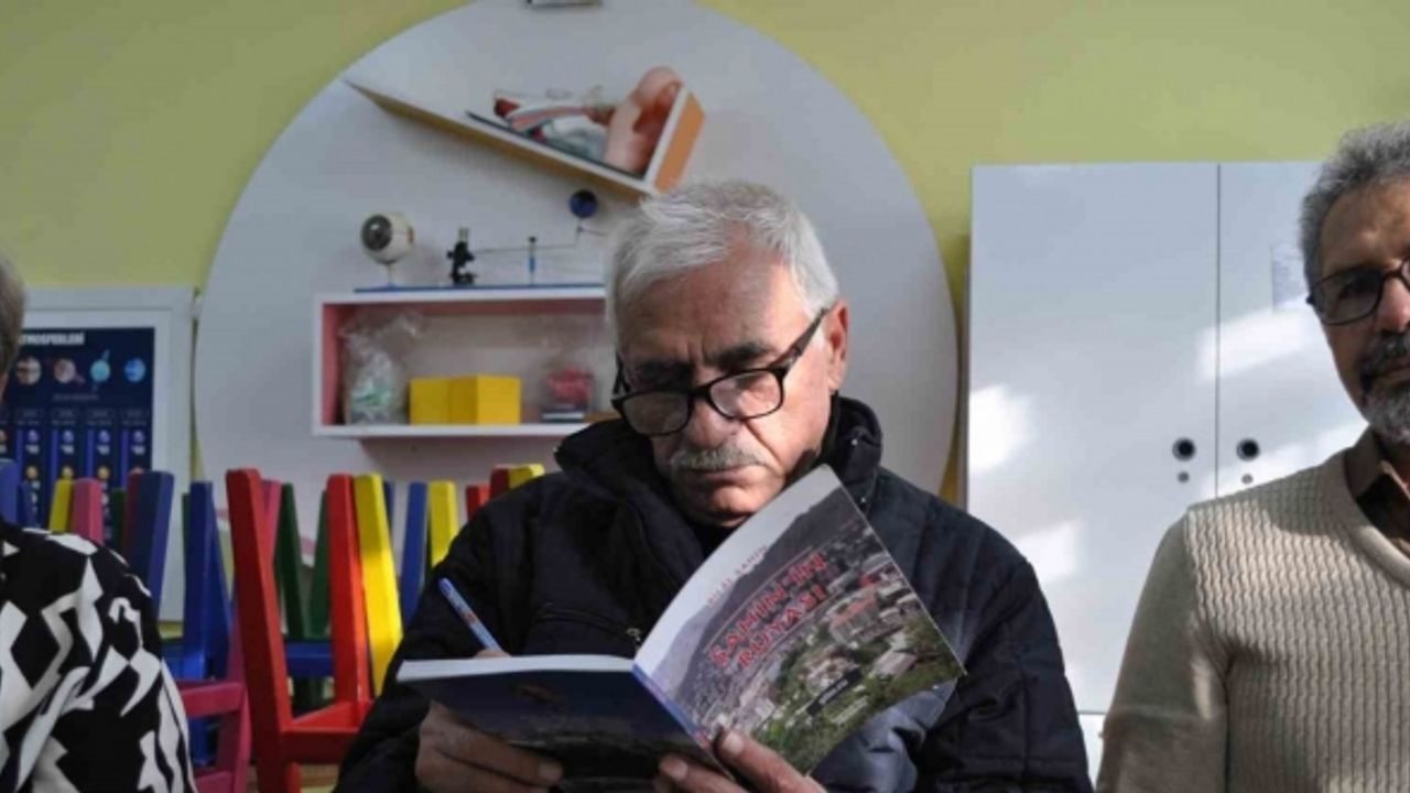 (ÖZEL) Şairler sosyal medya kullanımının kitap okuma oranını düşürdüğüne inanıyor