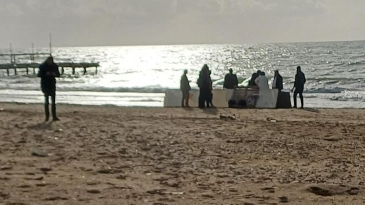Sahillere vuran cesetlerden birinin 18 yaşındaki kayıp Merve olduğu belirlendi