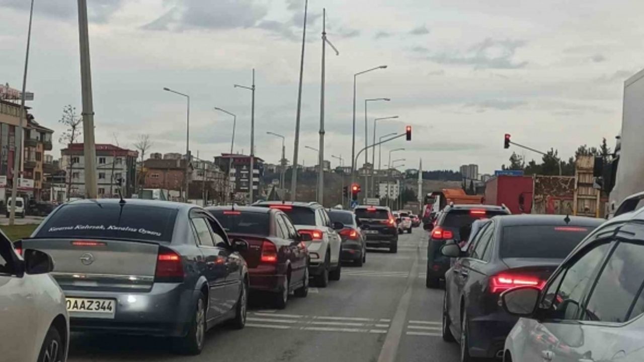 Samsun’da trafiğe kayıtlı araç sayısı 453 bin 751 oldu