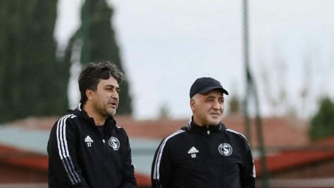 Sebahattin Tekin: "Azerbaycan’ın futbol ülkesi olma yolunda ilerlediğini düşünüyorum"