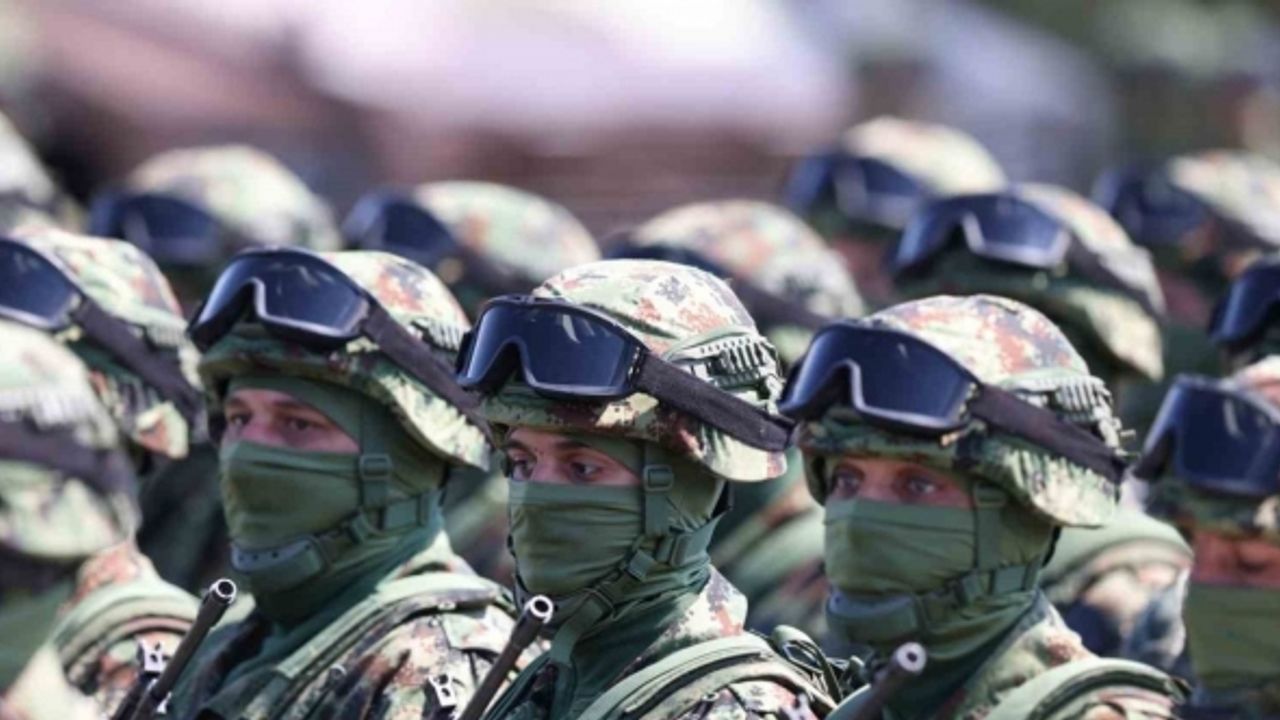 Sırbistan’da 13 yıl sonra askerlik hizmeti yeniden zorunlu olabilir
