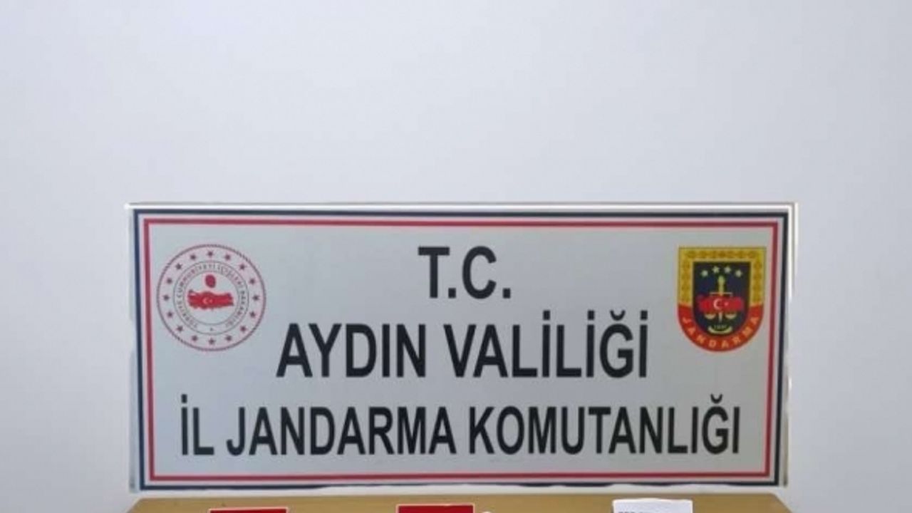 Söke’de durdurulan araçta uyuşturucu ve para ele geçirildi