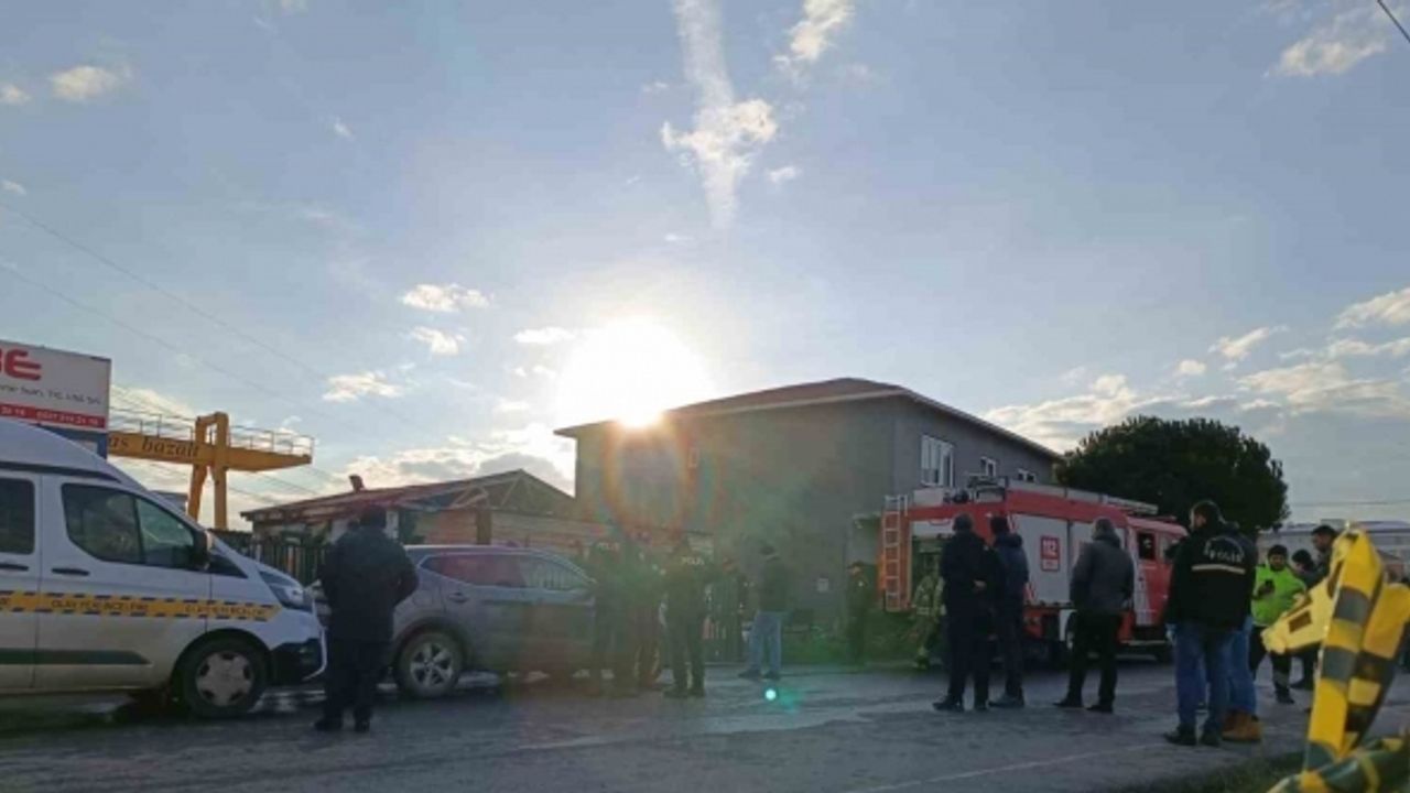 Sultanbeyli’de işçilerin kaldığı konteynerde yangın: 3 kişi hayatını kaybetti