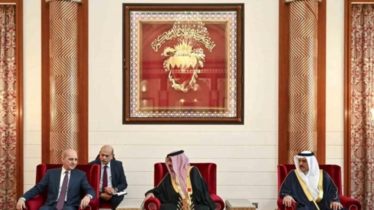TBMM Başkanı Kurtulmuş, Bahreyn Kralı Al Khalifa ile görüştü