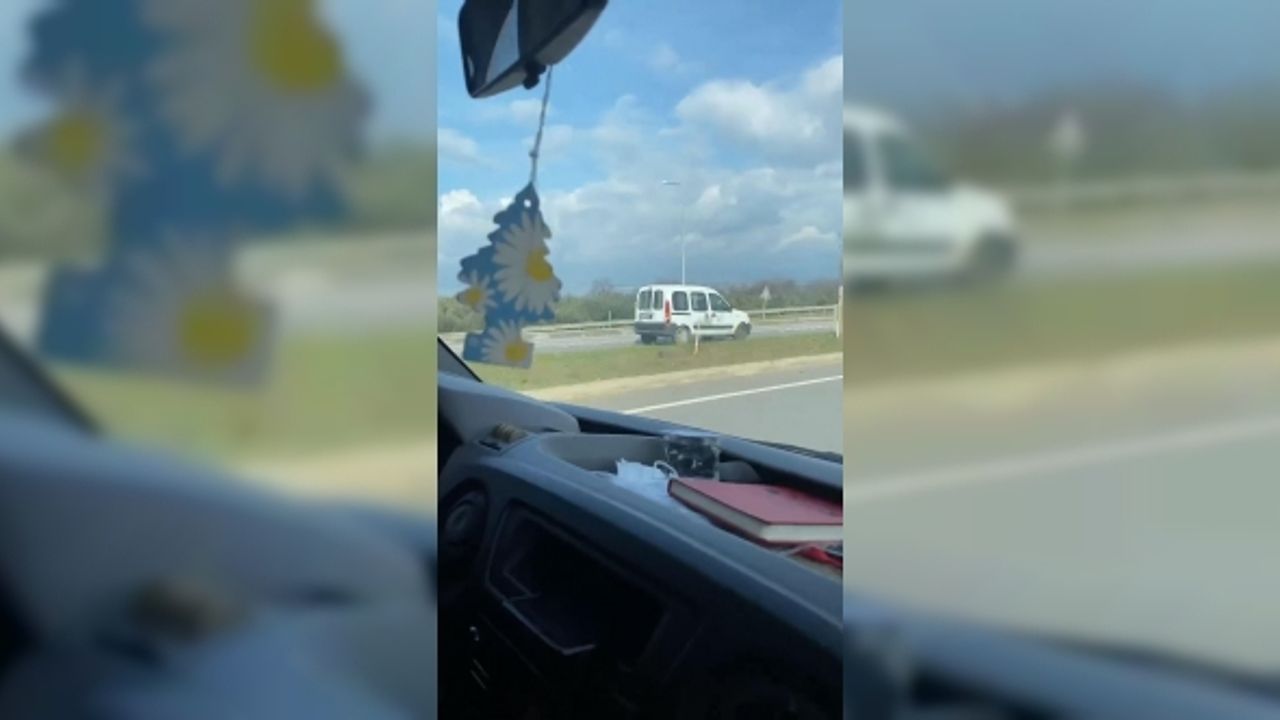 Ters şeritten giden minivan faciaya böyle davetiye çıkardı