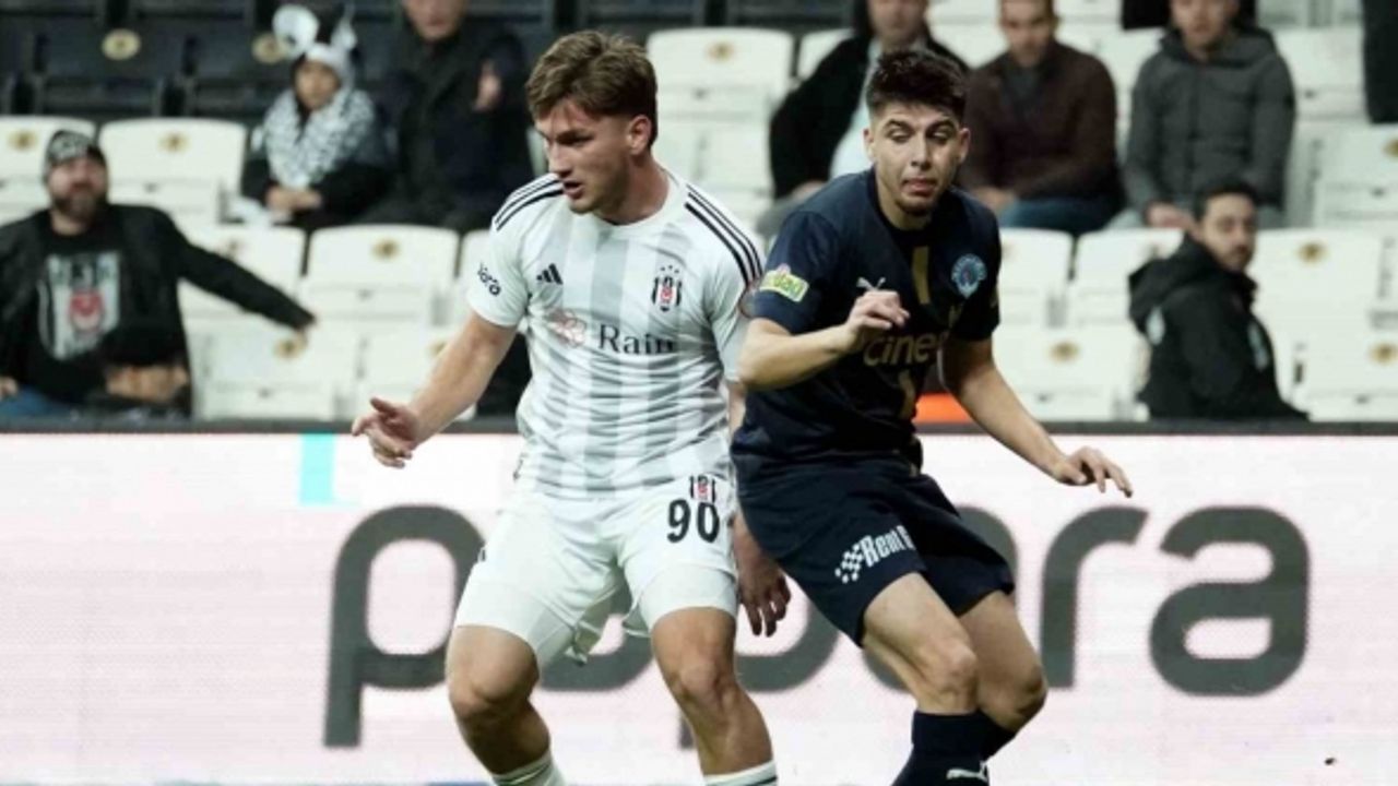 Trendyol Süper Lig: Beşiktaş: 1 - Kasımpaşa: 1 (İlk yarı)