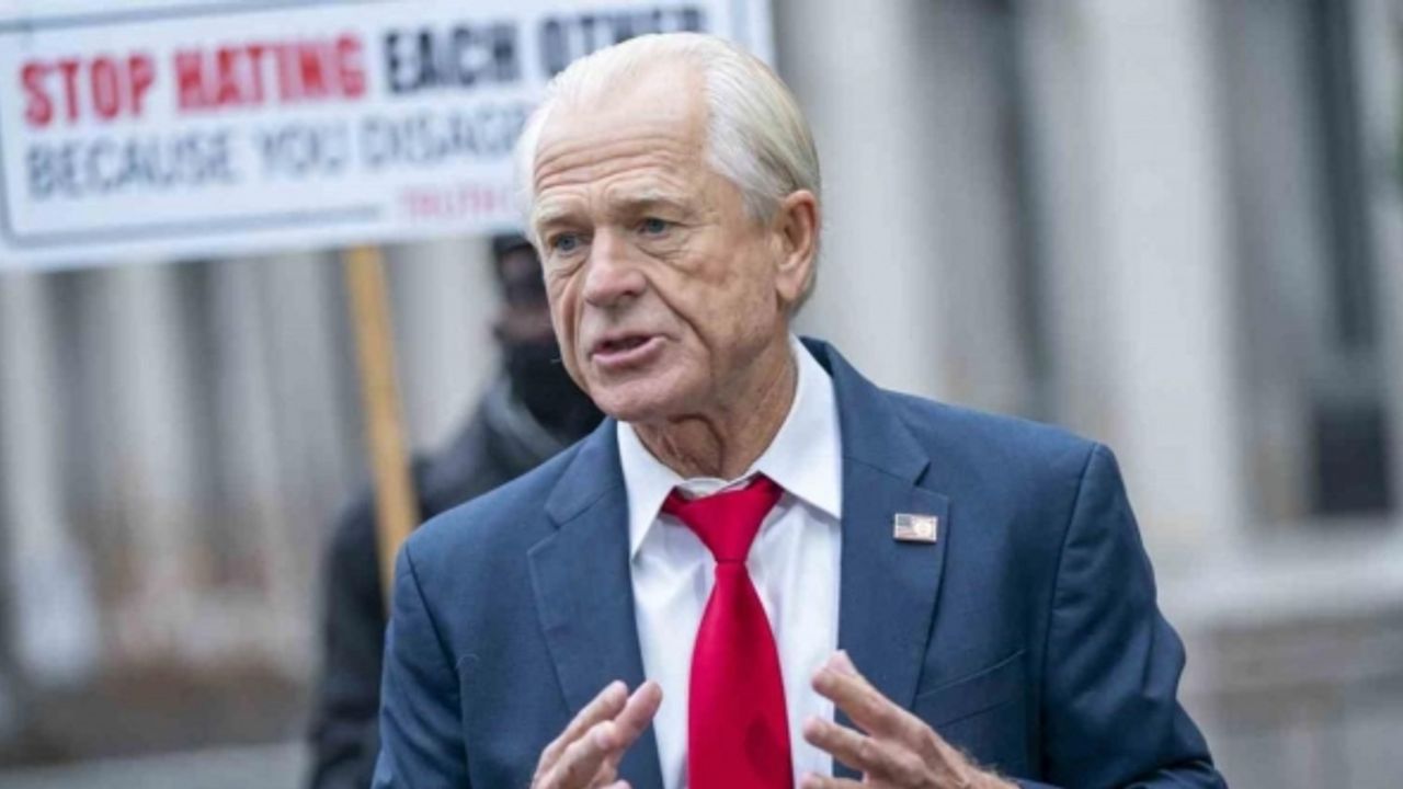 Trump’ın eski danışmanı Peter Navarro’ya 4 ay hapis cezası