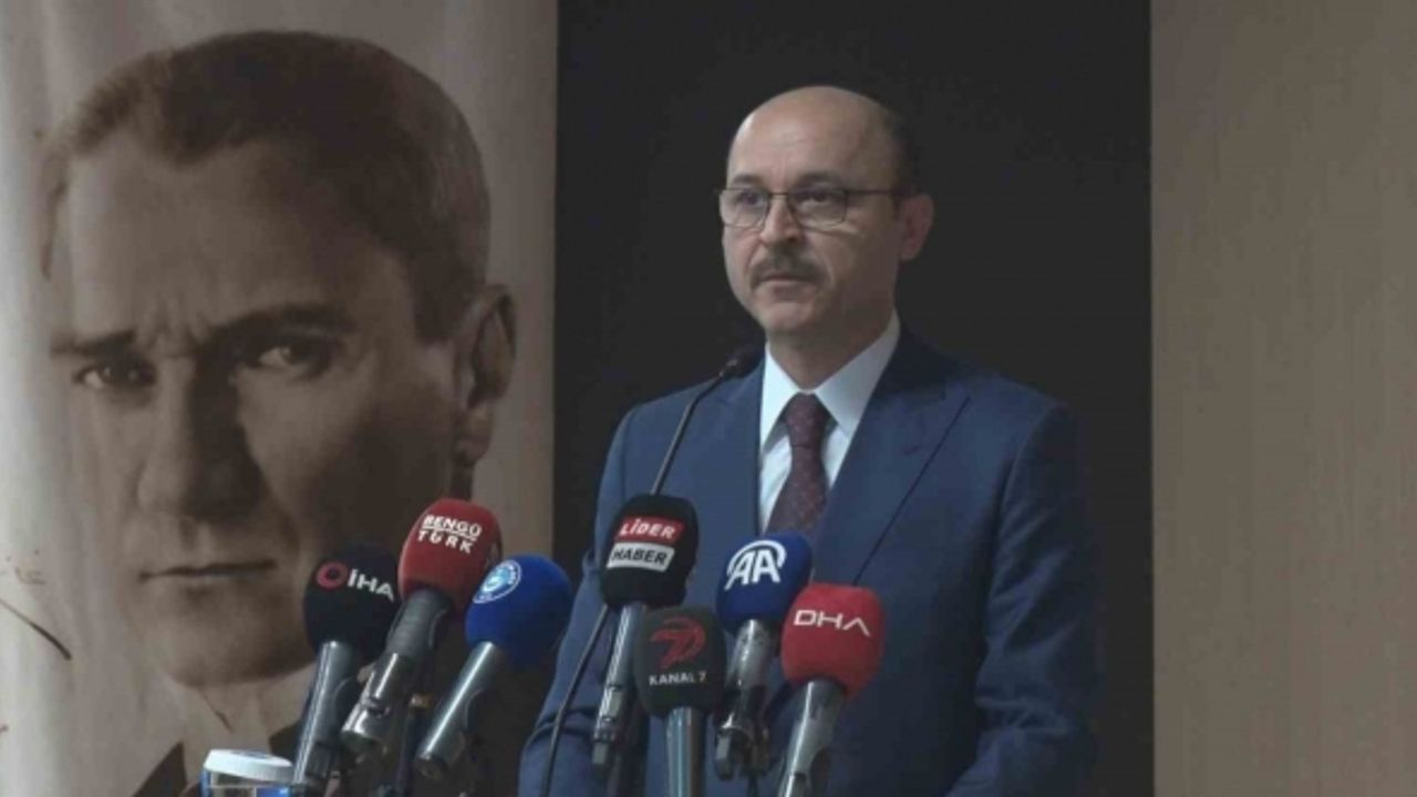 Türk Eğitim-Sen Genel Başkanı Geylan: “Dijital oyun oynamayan öğrencilerin akademik başarısı, oyun oynayanlara göre daha yüksek”