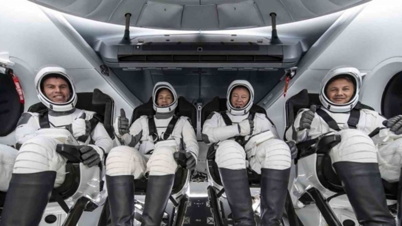 Türkiye’nin ilk astronotu Alper Gezeravcı’nın uzay yolculuğu başladı