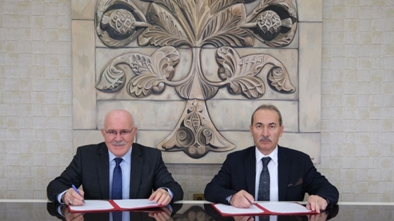 Uşak Üniversitesi ile SCÜ arasında Erasmus konsorsiyum protokolü imzalandı