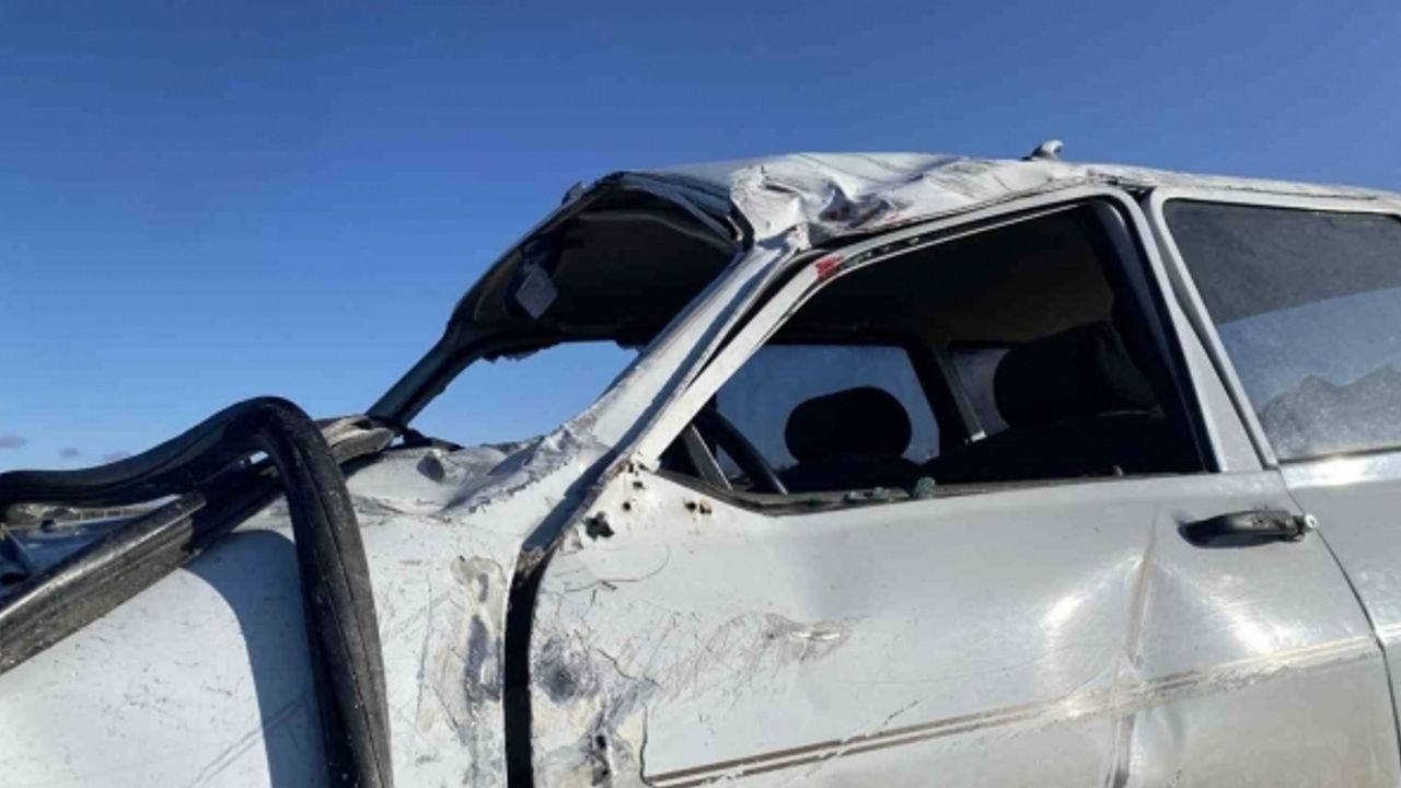 Uşak’ta takla atan araçta 1’i ağır 3 kişi yaralandı