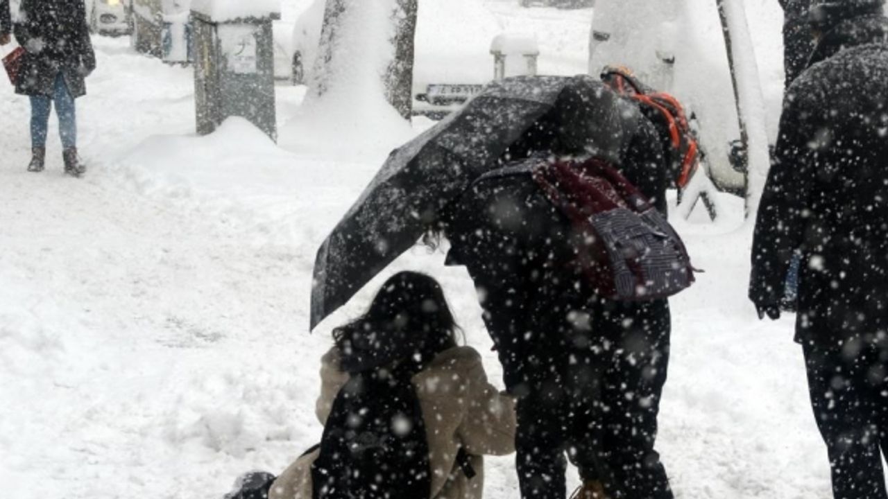 Uzmanlardan kış aylarında kırık-çıkık vakalarına karşı uyarı