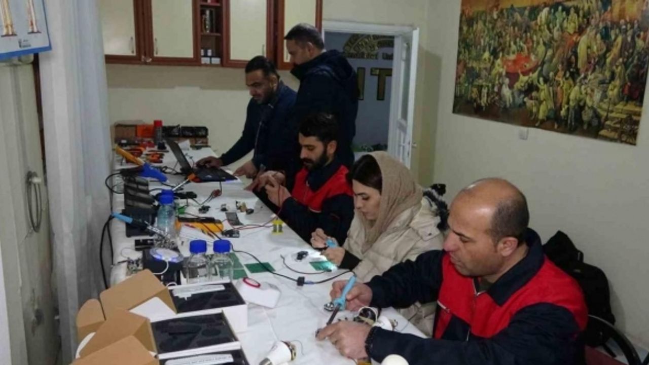 Van’da elektromanyetik dalgalar yayarak hareketleri tespit eden cihaz üretildi