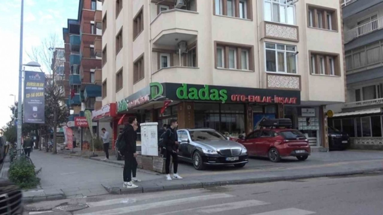 Yalova’da kiralama şirketinden çaldığı lüks araçla Zonguldak’a kaçtı