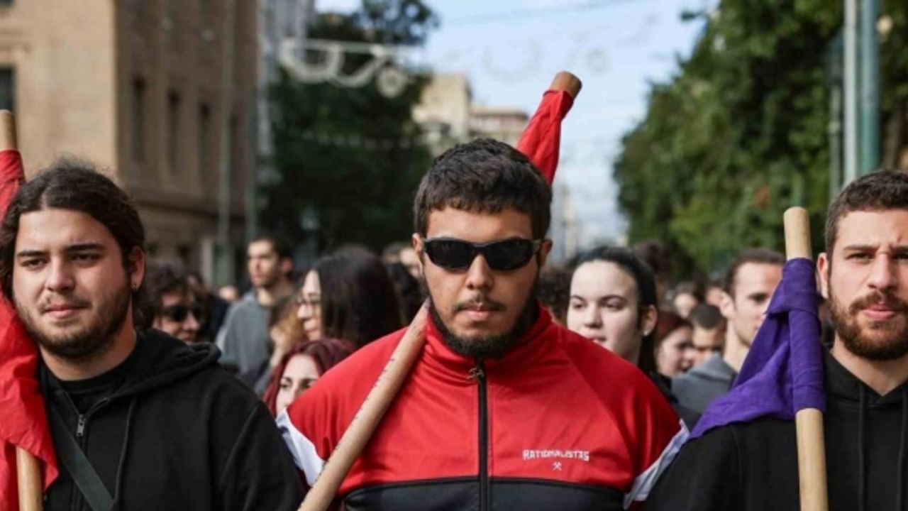 Yunanistan’da öğrenciler, özel üniversitelere karşı 3 gündür sokakta