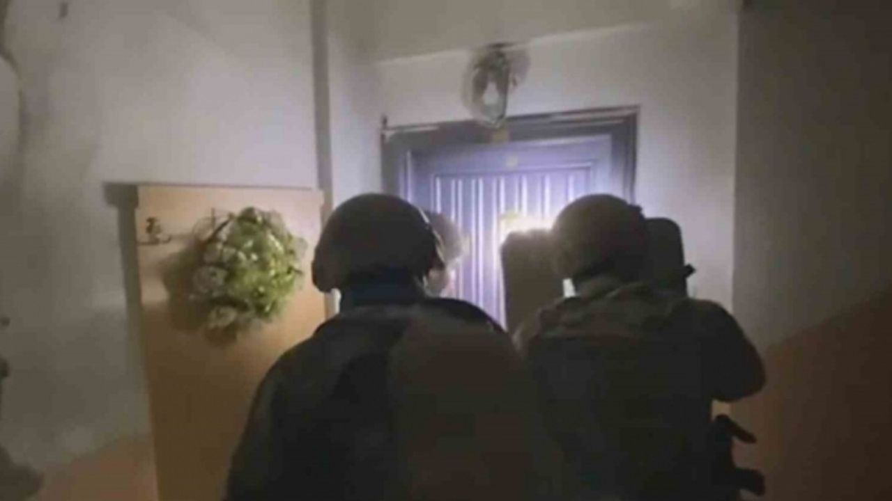 Zehir tacirlerine PÖH destekli eş zamanlı operasyon: 36 gözaltı