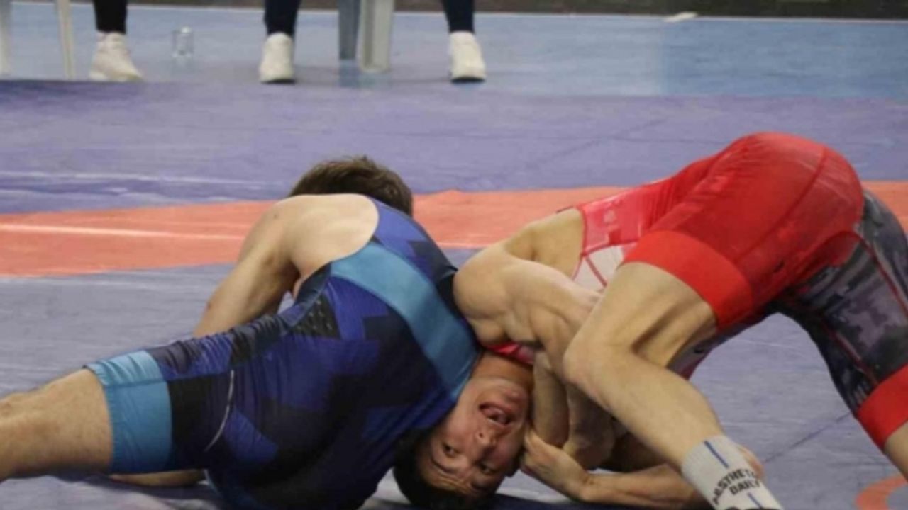 450 sporcunun minderde ter döktüğü şampiyona sona erdi