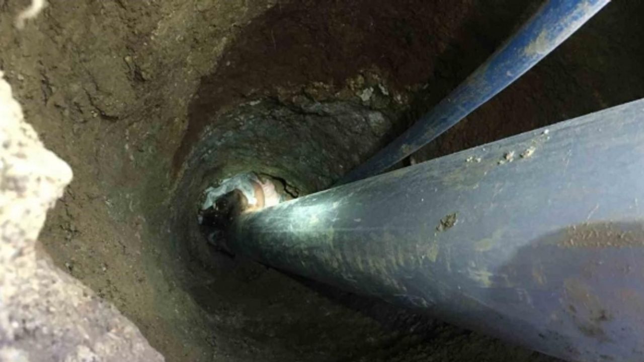 5 metrelik sondaj kuyusuna düşen minik kız için nefes kesen kurtarma