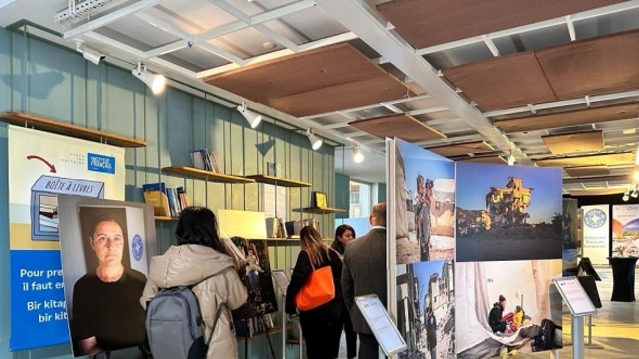 6 Şubat depremlerinde Hatay’da çekilen fotoğraflarla hazırlanan "Küllerinden Doğmak" sergisi açıldı