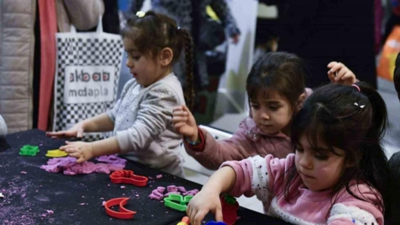 Ankara Büyükşehir Belediyesi geleneksel yarıyıl çocuk festivaline ev sahipliği yaptı
