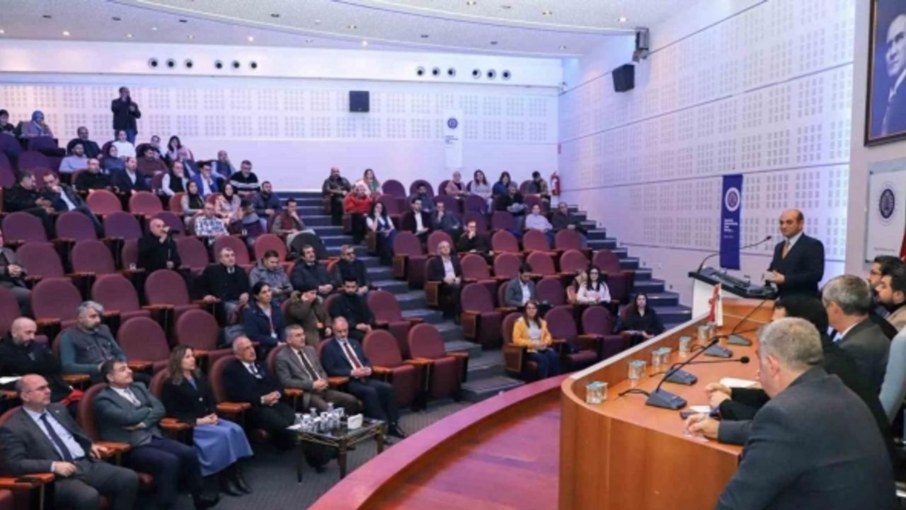 Asrın felaketinin sonrasında yaşananlar Atatürk Üniversitesi ev sahipliğinde ele alındı