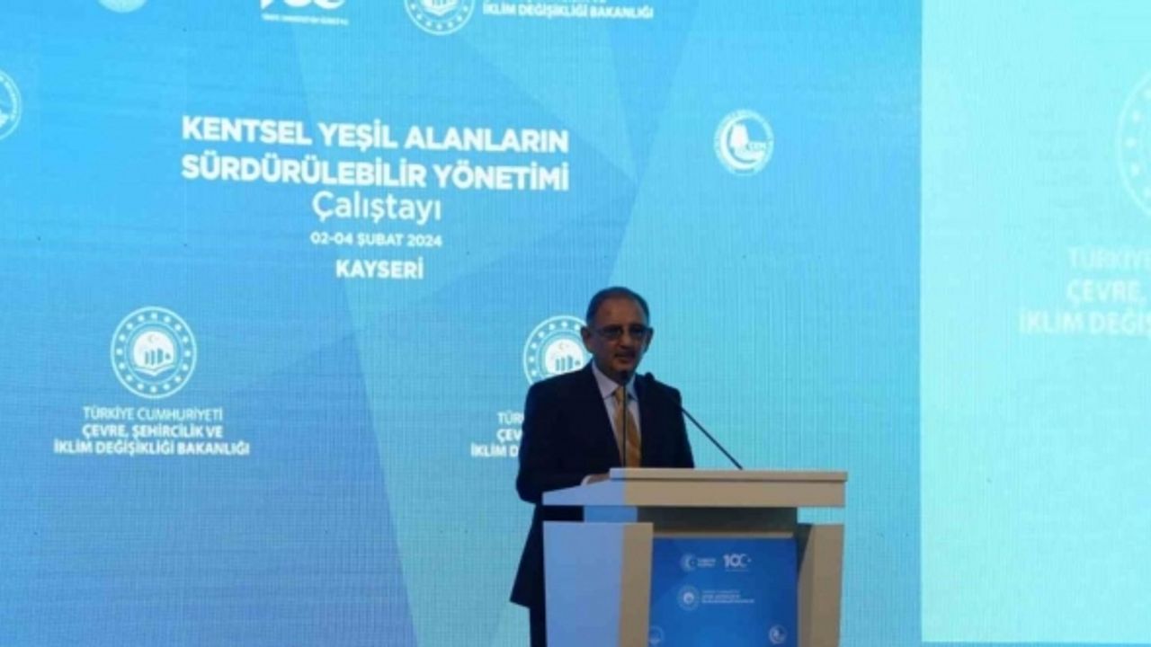 Bakan Özhaseki: "Devlet olarak hak sahibi 390 bin aileye ev vermek zorundayız"