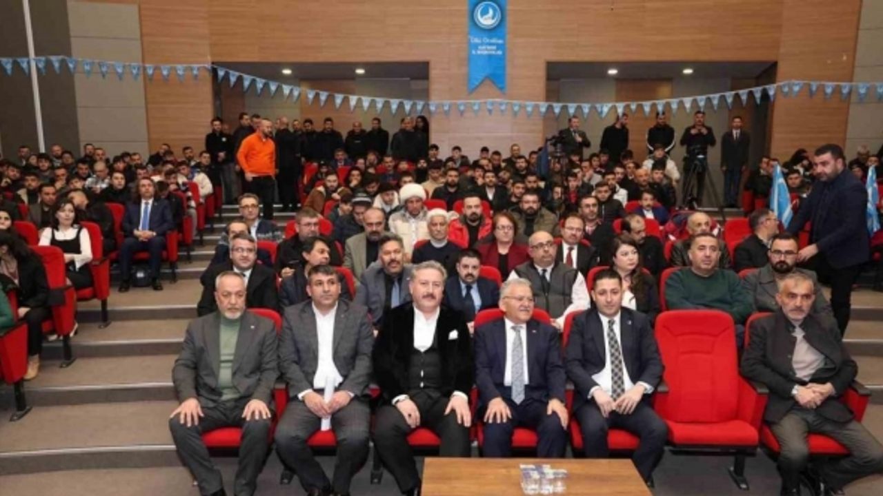 Başkan Büyükkılıç, 6K Vizyonu Işığında Kaşgar Konferansına katıldı