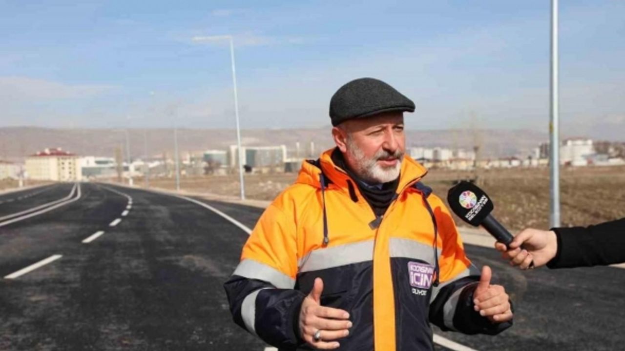 Başkan Çolakbayrakdar, “Kocasinan’ımızı geliştirmeye ve daha da güzelleştirmeye devam ediyoruz”