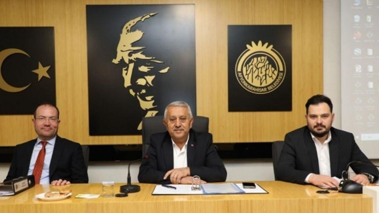 Başkan Zeybek: “Meclis üyelerimizler çok uyumlu bir çalışma gerçekleştirdik”