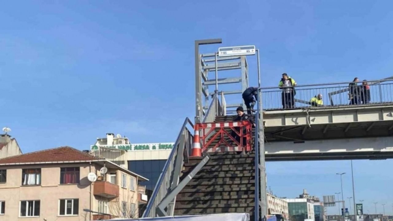 Beşyol metrobüs durağı üst geçit çalışmaları nedeniyle 45 gün hizmet veremeyecek