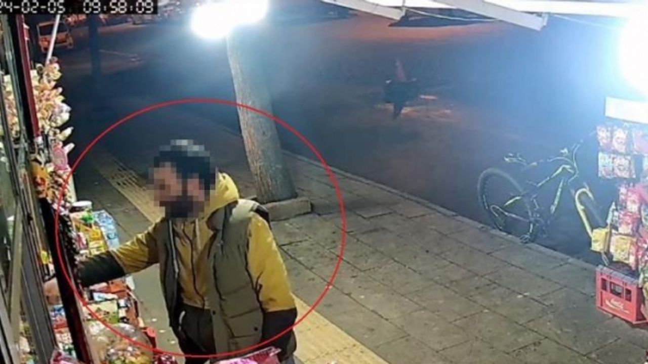 Büfe sahibinin uyumasını fırsat bilen hırsız telefon, para ve sigara çaldı