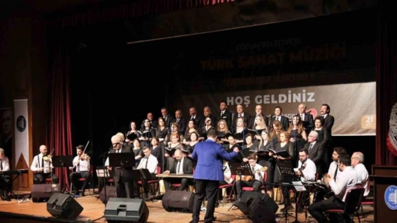 Çorum Belediyesi TSM Korosu’ndan muhteşem konser