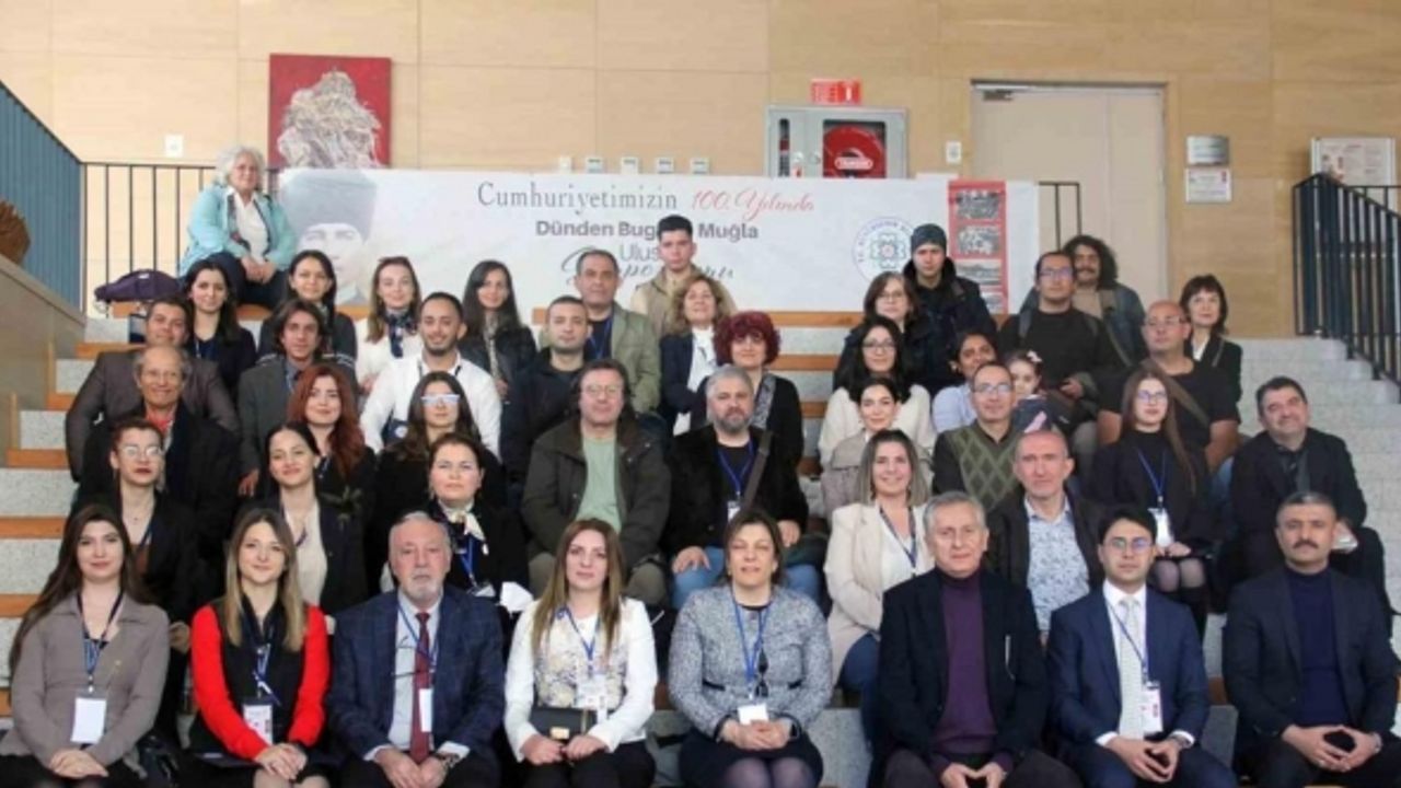 Cumhuriyetin 100. yılında Muğla ulusal sempozyumu sona erdi