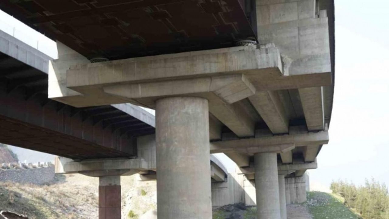 Dev viyadüklerdeki genleşme derzleri ve deprem takozlarındaki bozulmalar çelik malzemelerle giderildi