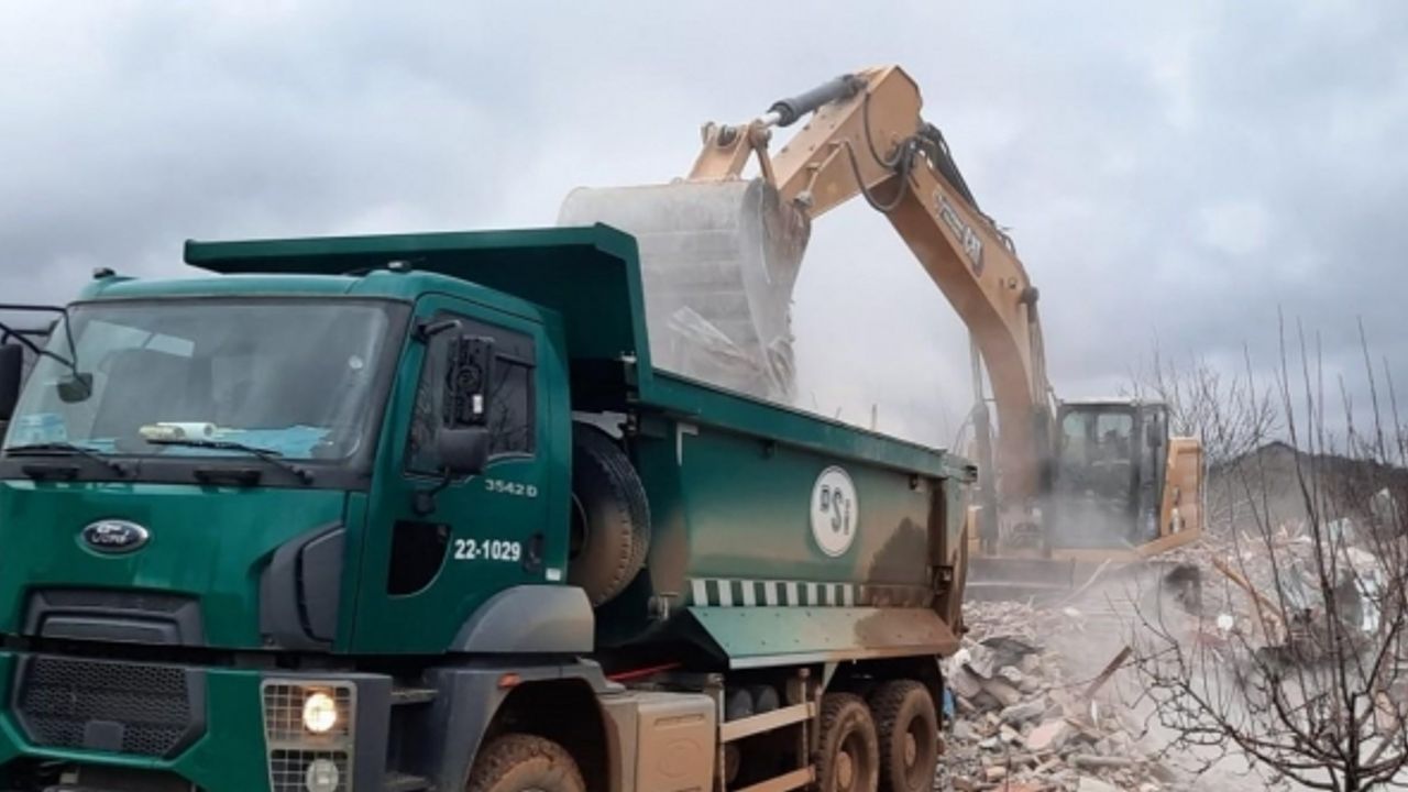 DSİ’nin TOKİ konutlarına içme suyu isale hattı çalışmaları sürüyor