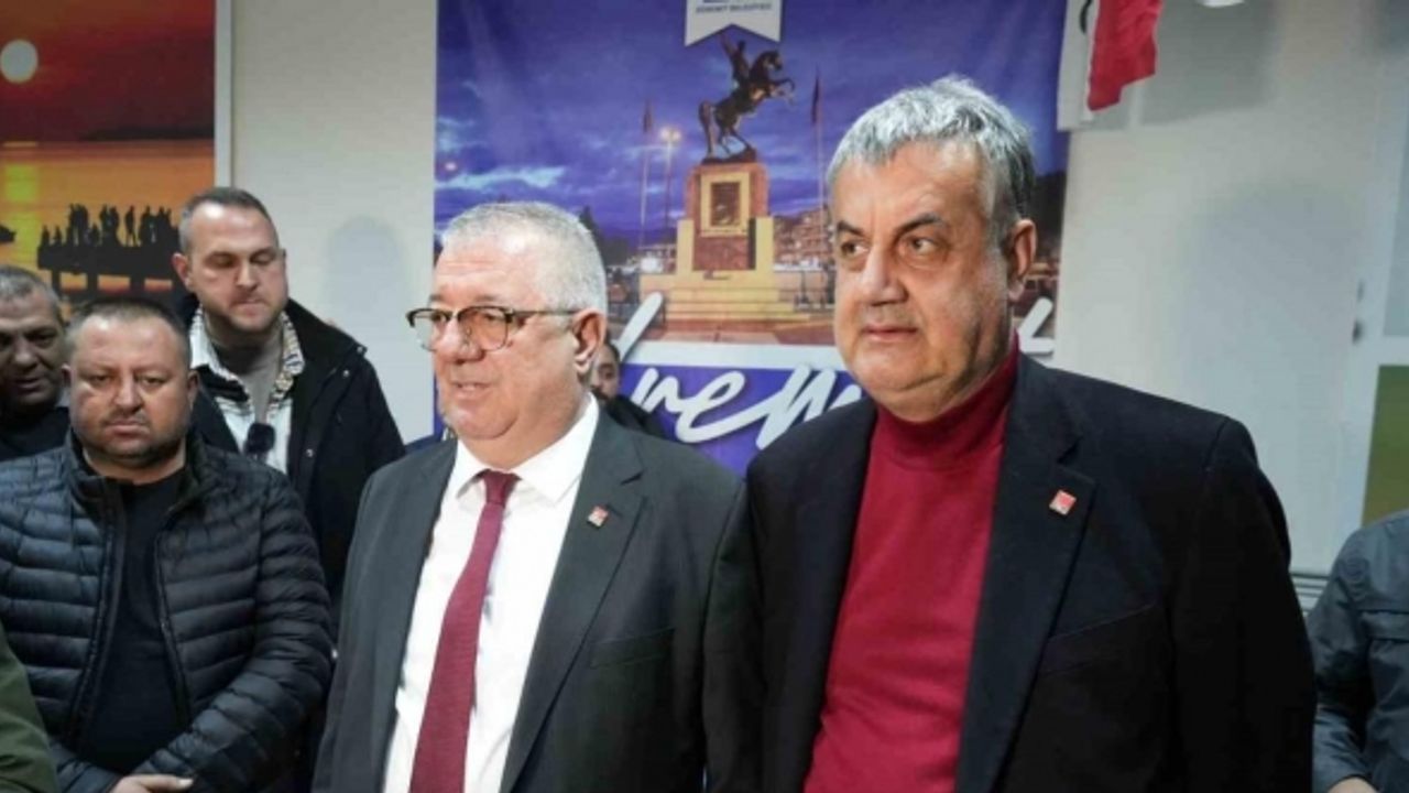 Edremit’te CHP Belediye Başkan adayını belirlemek için ön seçim yapıldı