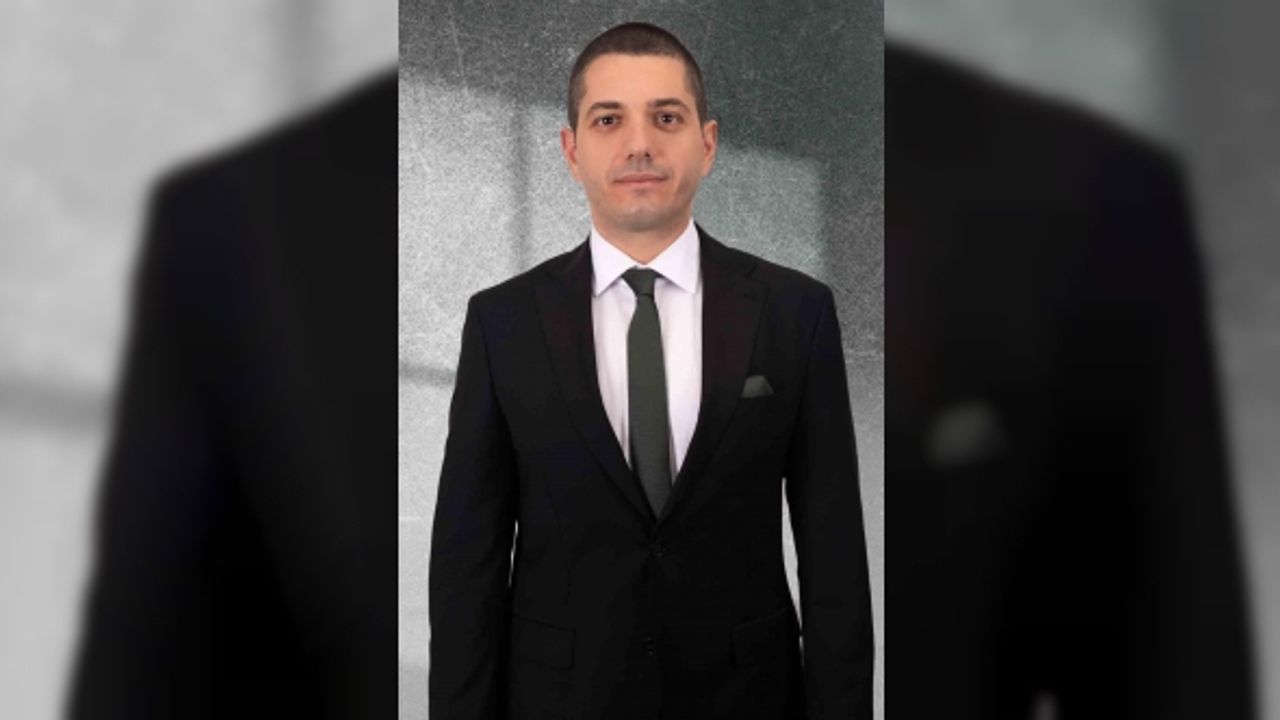 EGİAD Başkanı Alp Avni Yelkenbiçer: “Depremin hem manevi hem maddi yaralarını sarmalıyız”