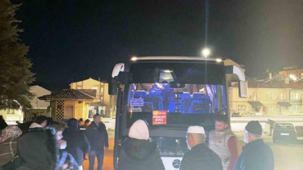 Emet ve Hisarcık’tan Ramazan umresi için 33 kişilik gurup yola çıktı