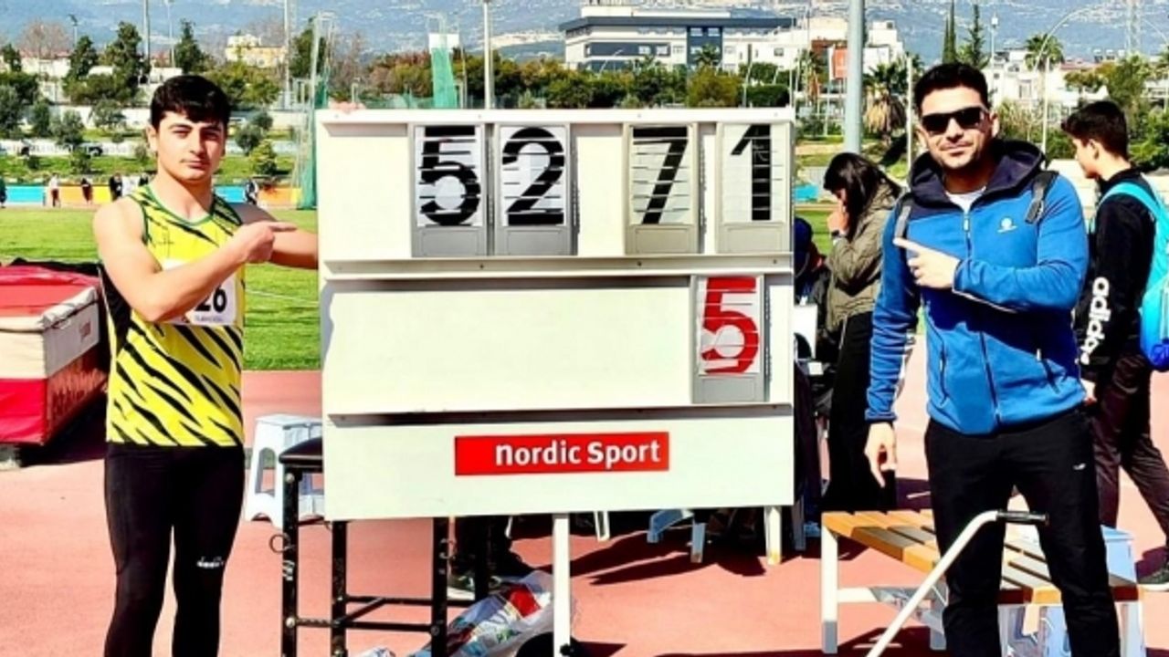 Erzincanlı sporcu ‘Cirit Atma’da Türkiye şampiyonu oldu