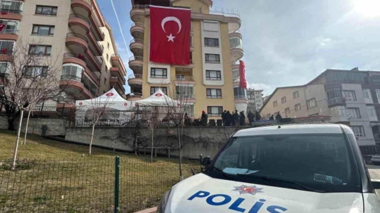 Gaziantep’te düşen helikopterde şehit olan Cemil Gülen’in acı haberi Ankara’daki ailesine ulaştı