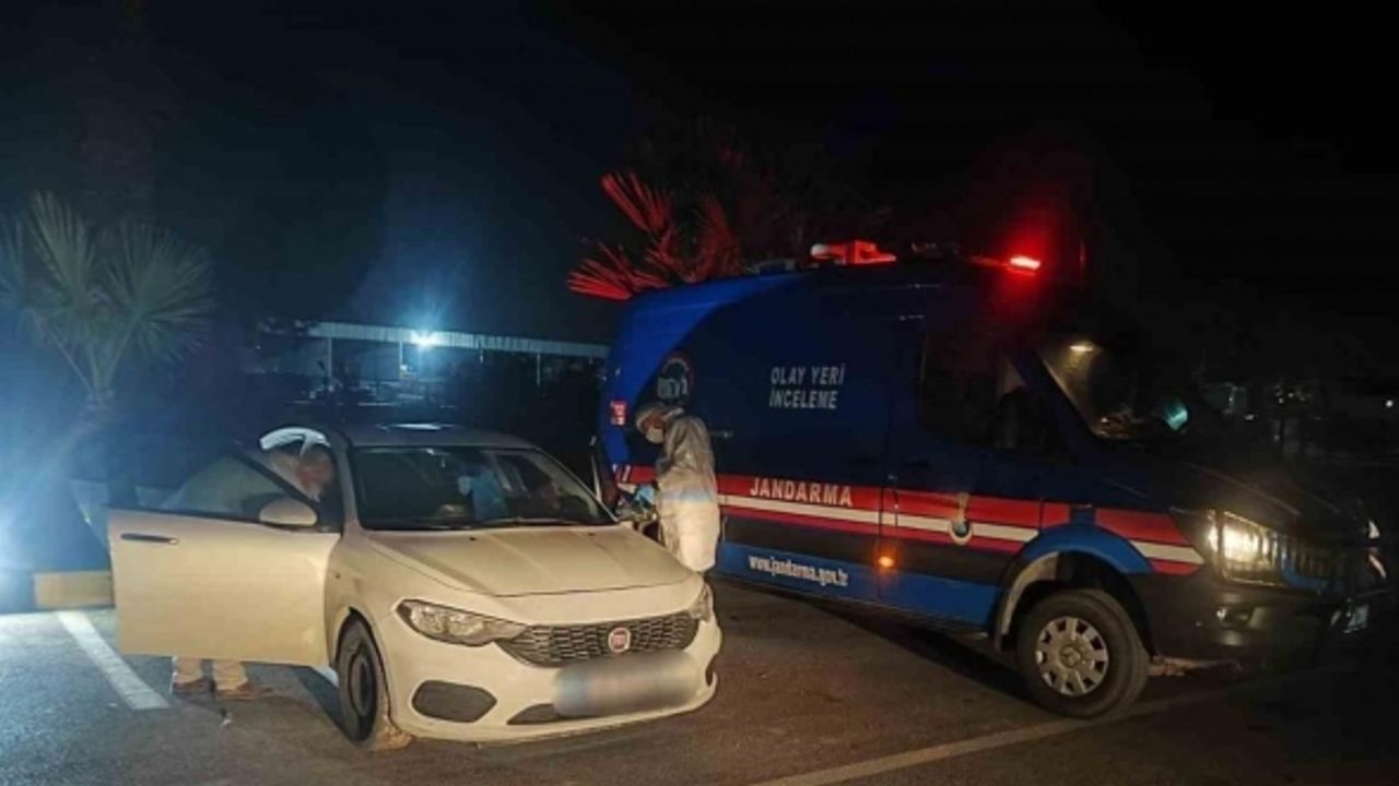 Gişe memurunu gasp ettiler, havaya ateş açıp kaçtılar