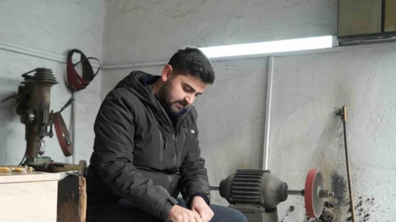 Hayal ettiği öğretmenliğe atandı, geleneği sürdürmeyi tercih etti