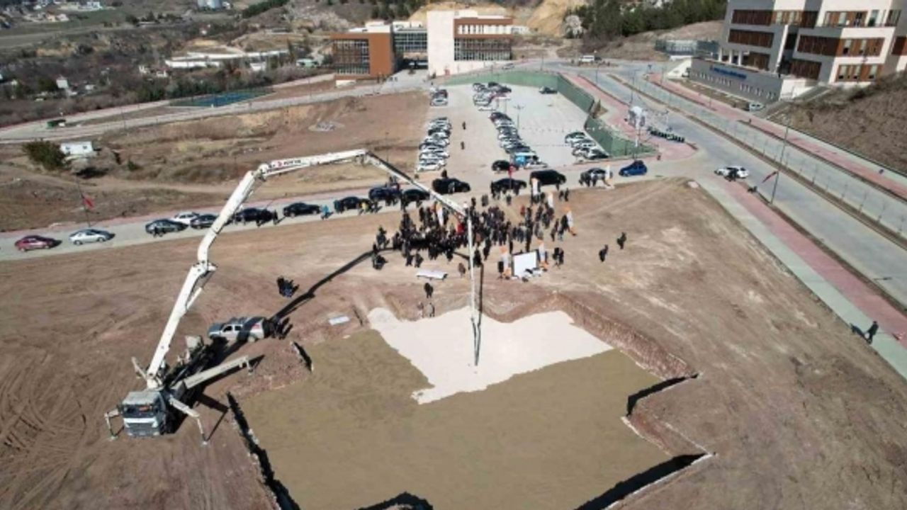 İlahiyat Fakültesi Kuzey kampüsü uygulama cami temeli atıldı