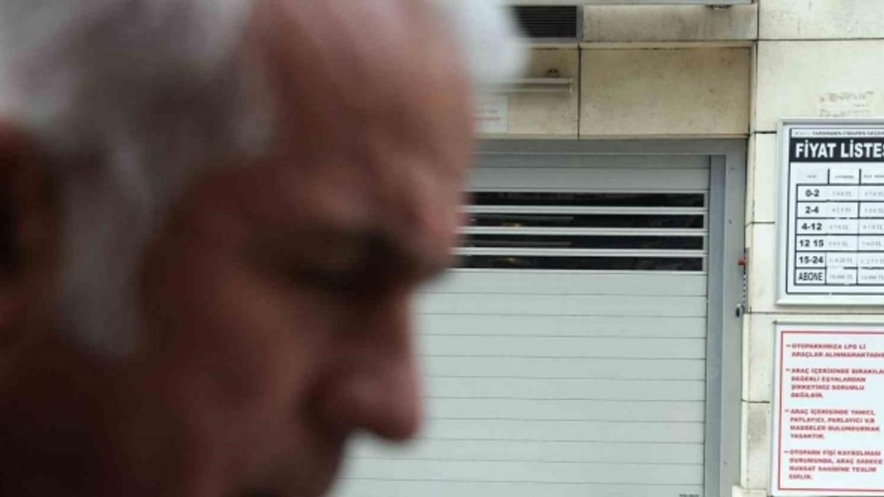 İstanbul Laleli’de bir otoparkın giriş-çıkış ücreti 340 TL’ye yükseldi