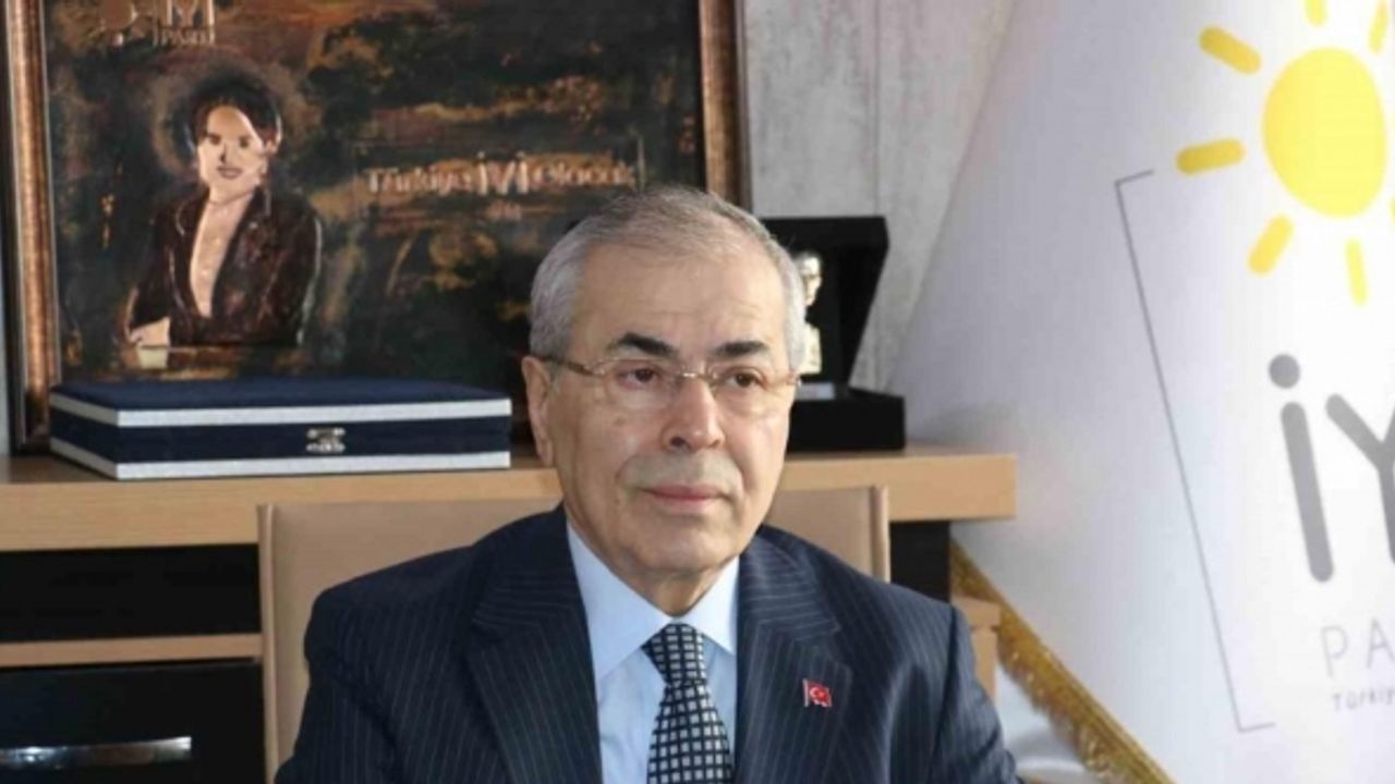 İYİ Parti Sivas Belediye Başkan adayı Mehmet Ceylan adaylıktan çekildi